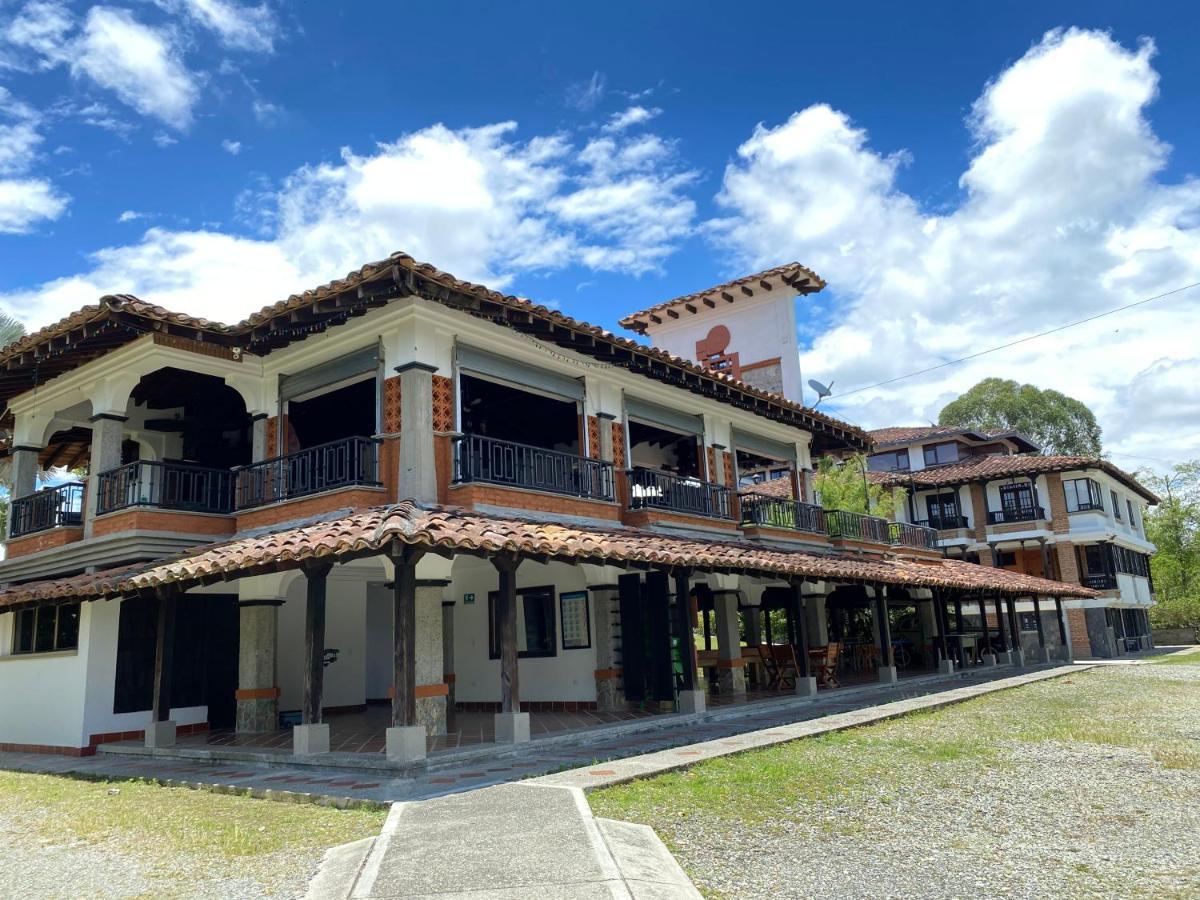 Finca Hotel La Esperanza Монтенегро Экстерьер фото