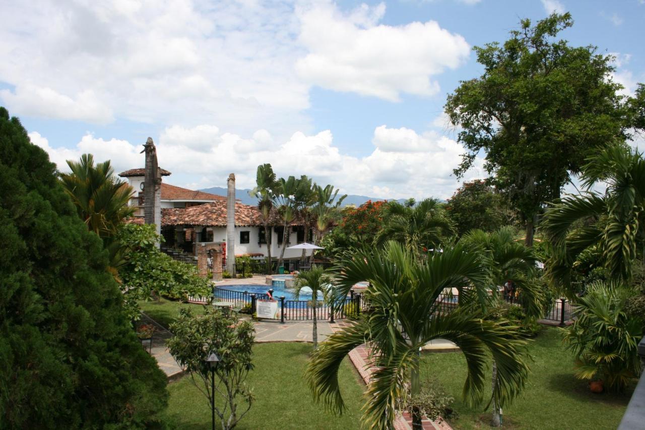 Finca Hotel La Esperanza Монтенегро Экстерьер фото