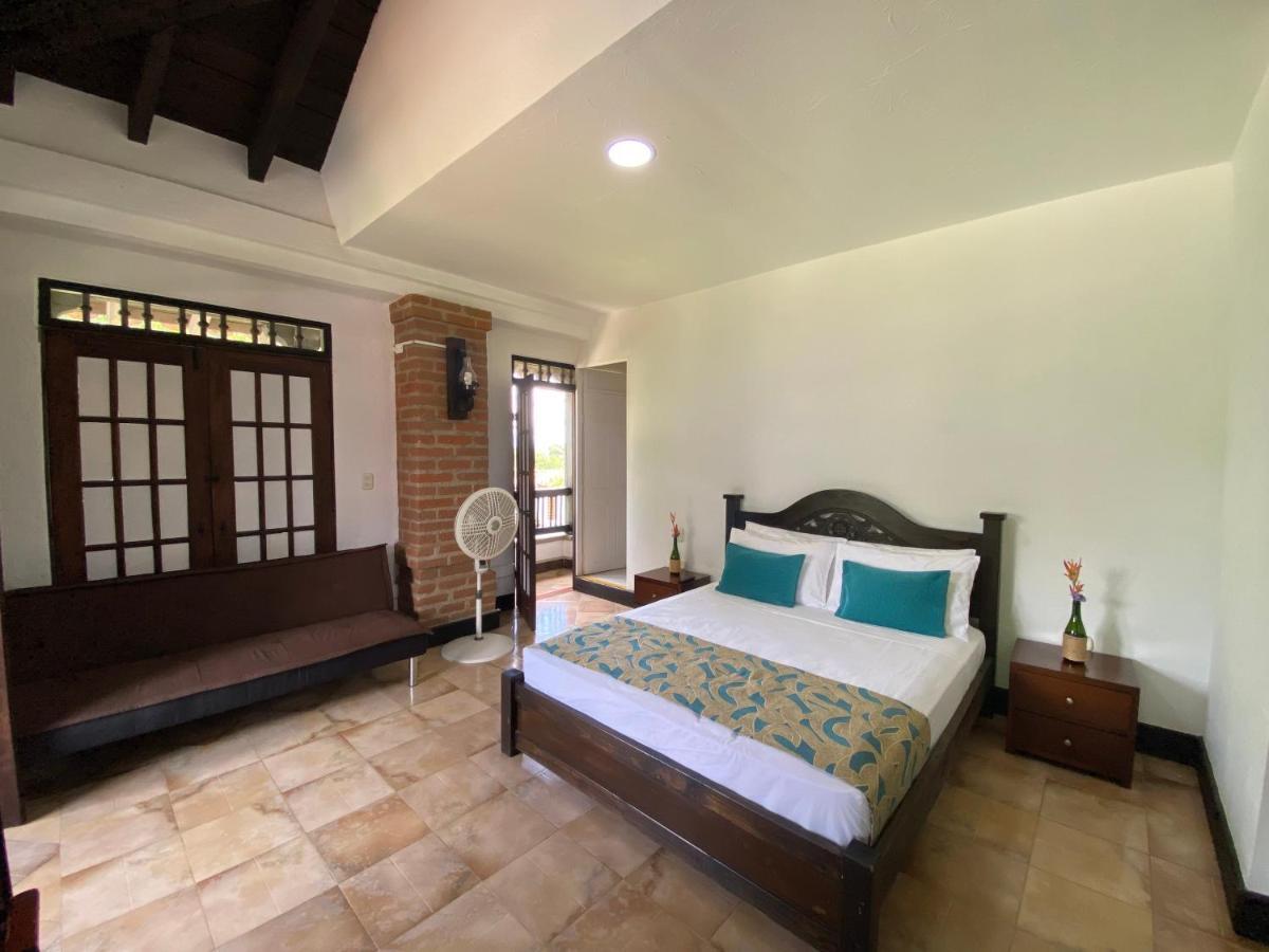 Finca Hotel La Esperanza Монтенегро Экстерьер фото