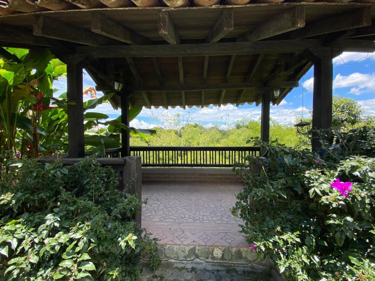 Finca Hotel La Esperanza Монтенегро Экстерьер фото