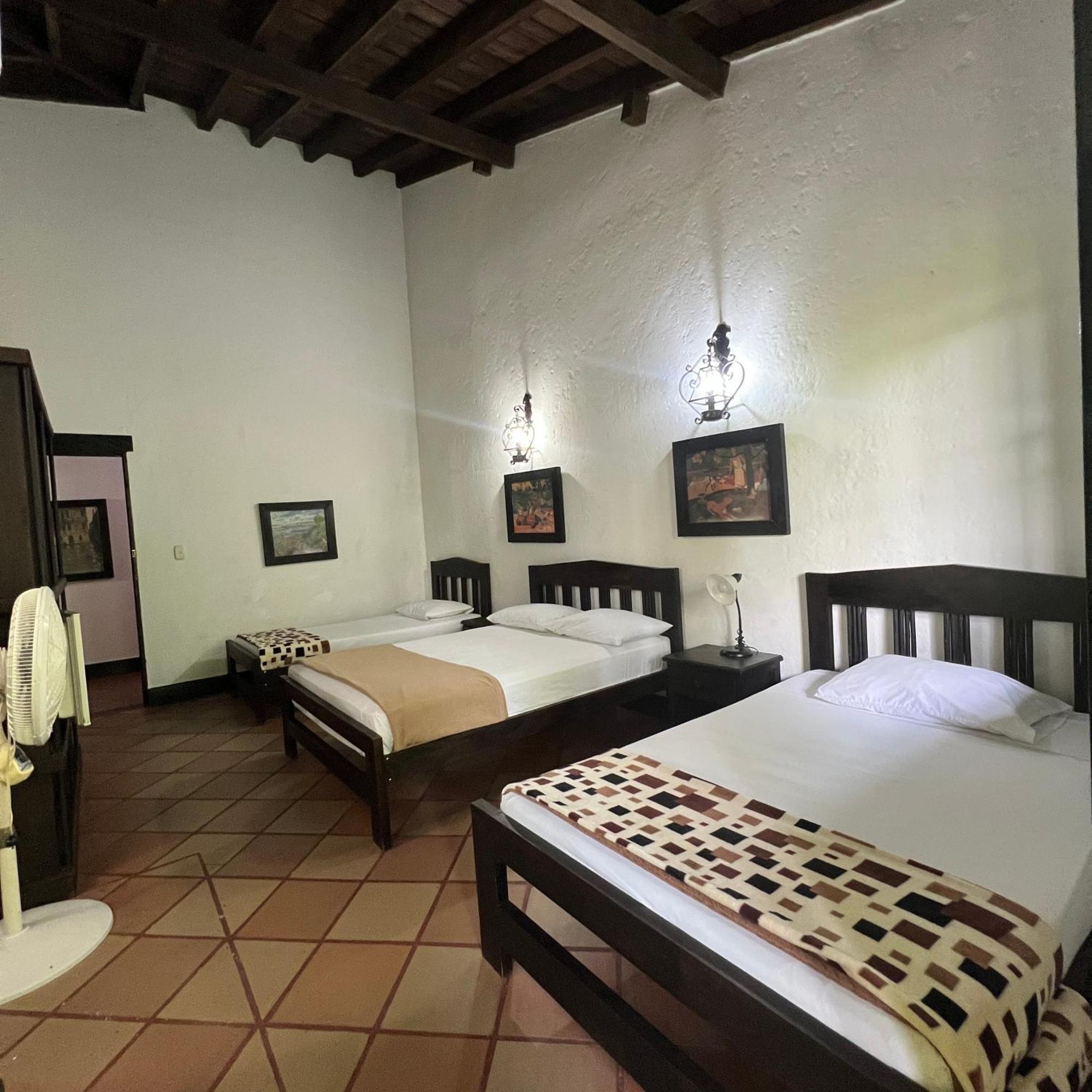 Finca Hotel La Esperanza Монтенегро Экстерьер фото